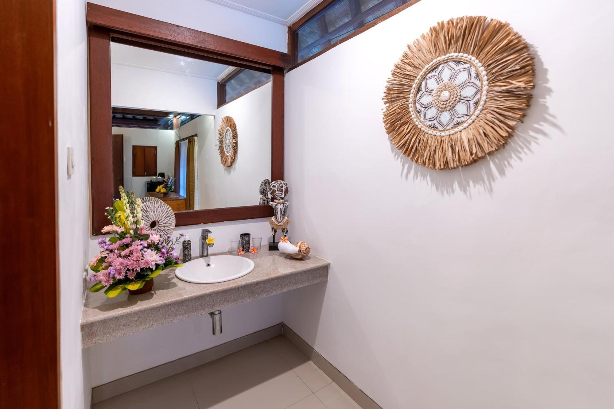 Ganesh Beach Hotel Candidasa Dış mekan fotoğraf